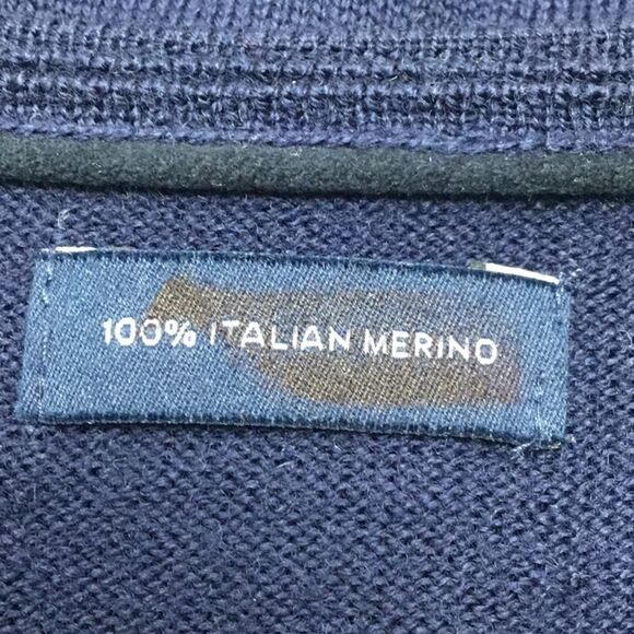 John W. Nordstrom Merino Wool V-Neck Sweater (F12) - Picture 4 of 7